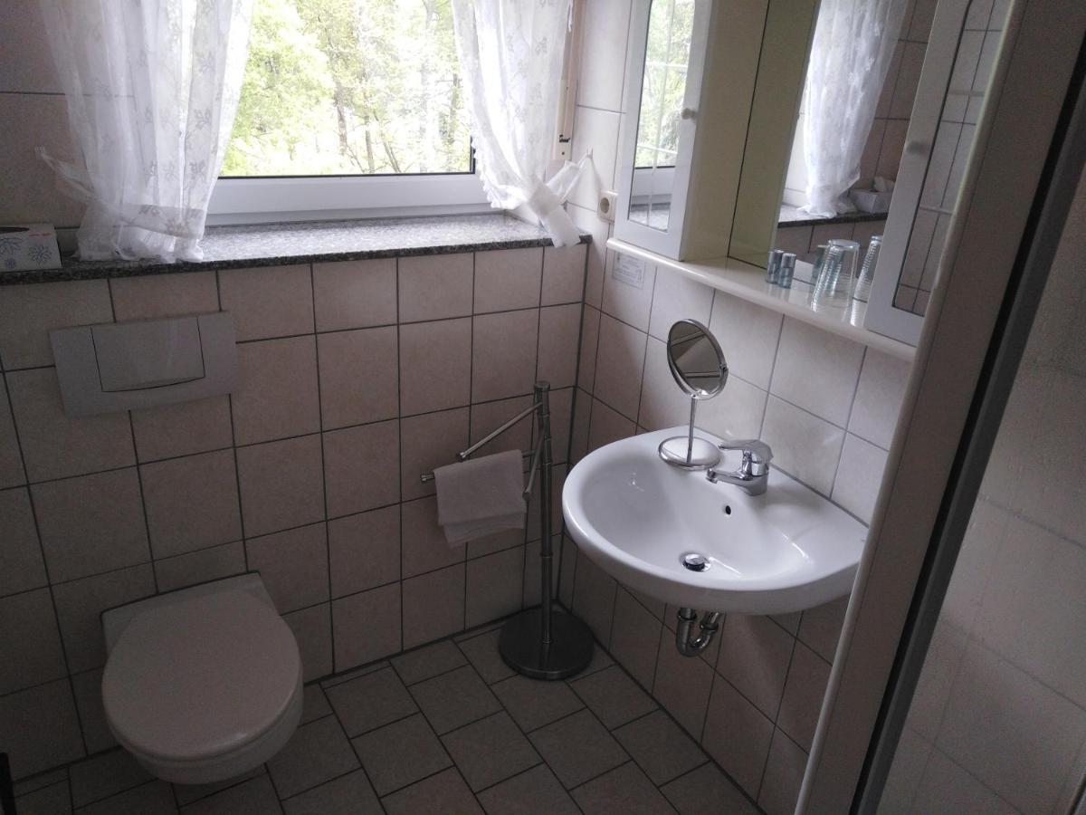 Zimmer Ohne Fruehstueck In Der Forellenzucht ブルゲン エクステリア 写真